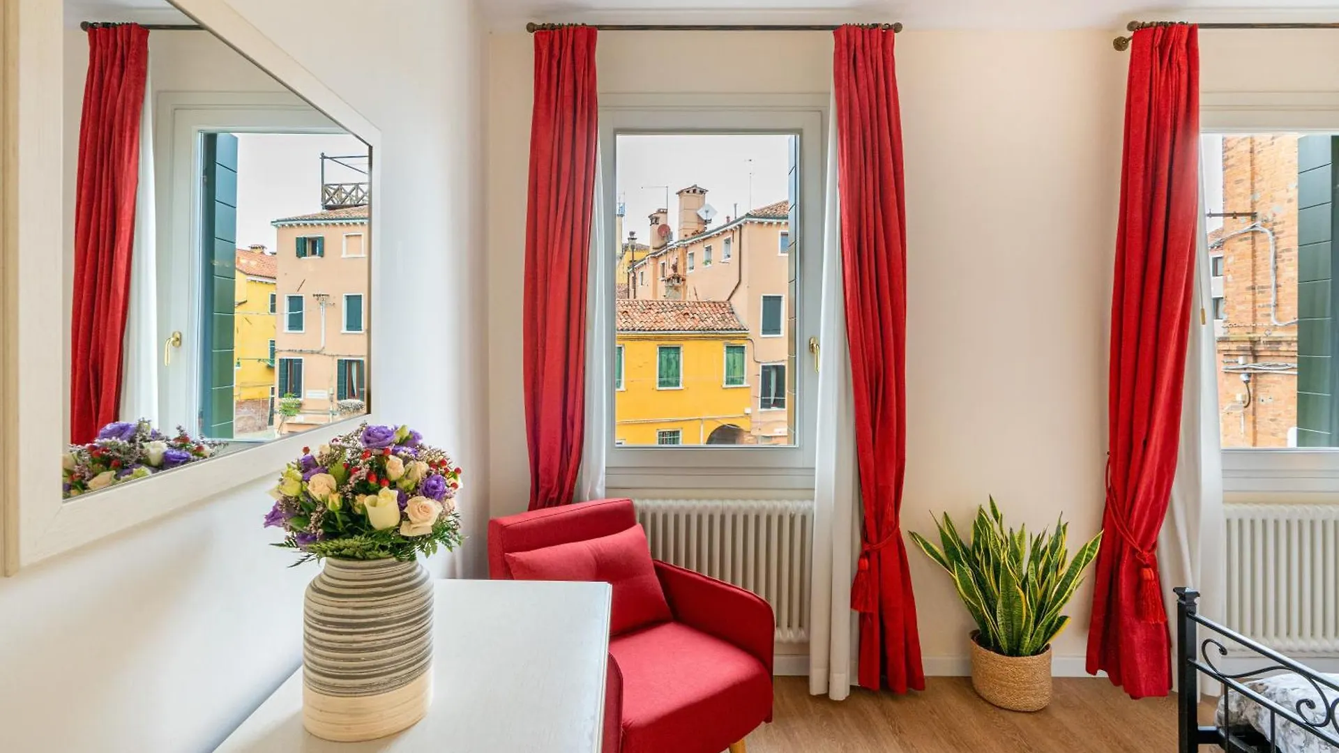 Vista Canale, 4 Ospiti, 2 Camere E 2 Bagni Venezia 0*,